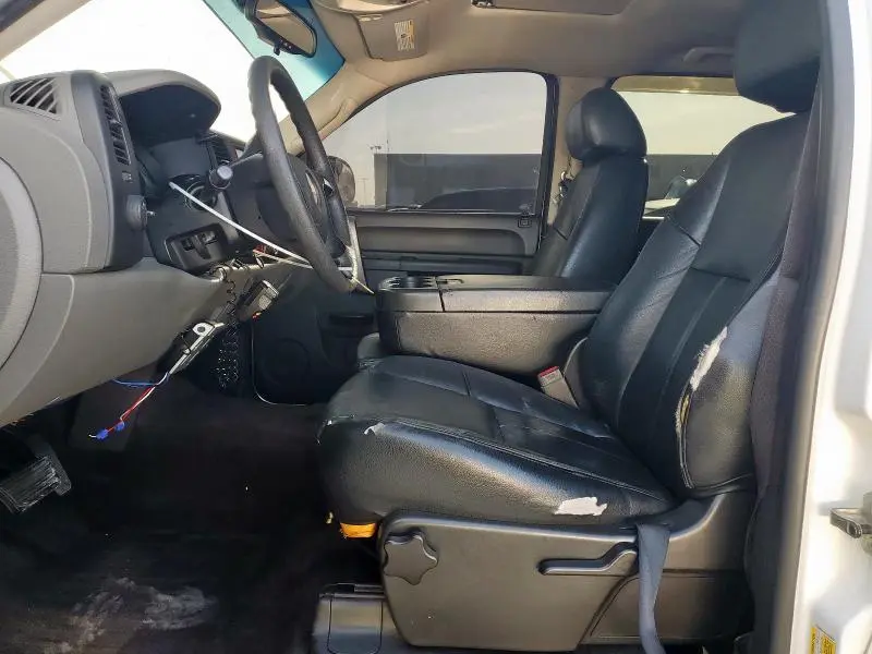 2010 CHEVROLET SILVERADO C1500 LS  