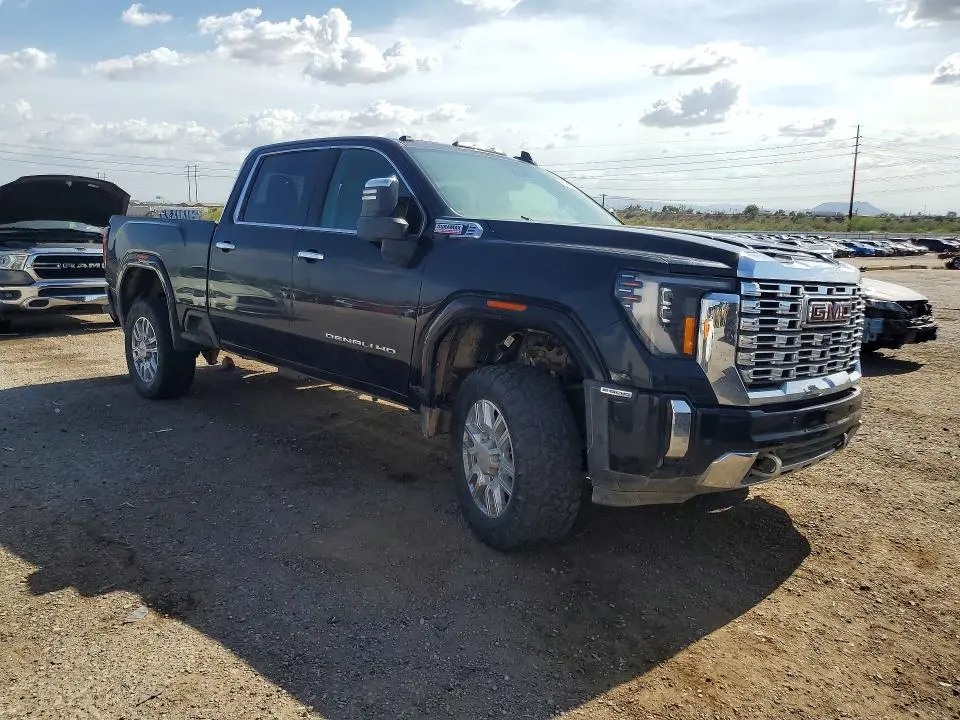 2024 GMC SIERRA K2500 DENALI  
