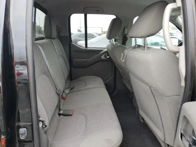 2019 NISSAN FRONTIER S