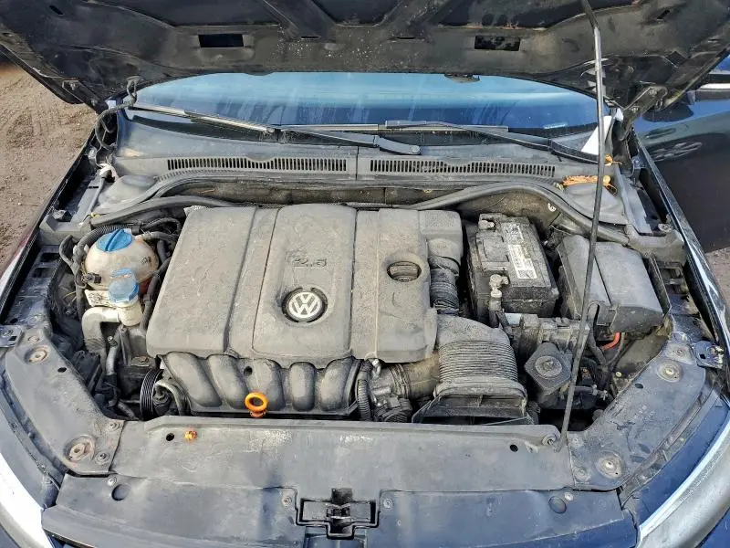 2011 VOLKSWAGEN JETTA SEL  