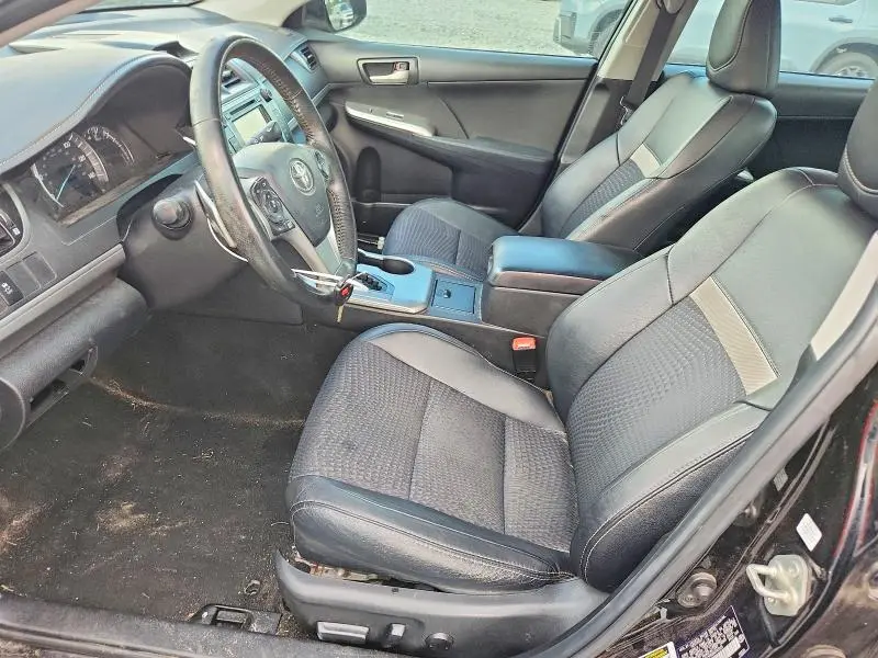 2013 TOYOTA CAMRY SE  