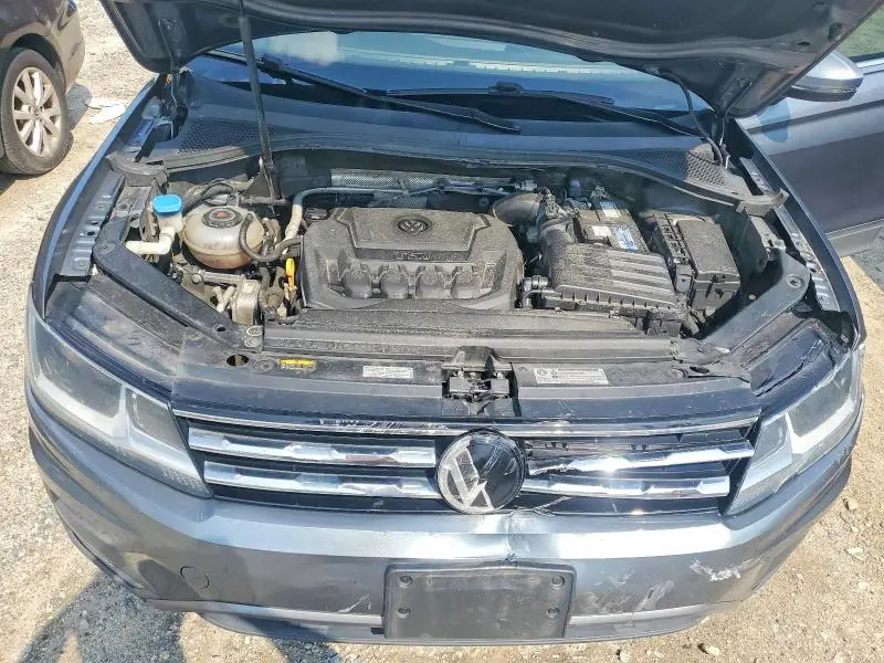 2018 VOLKSWAGEN TIGUAN SE  