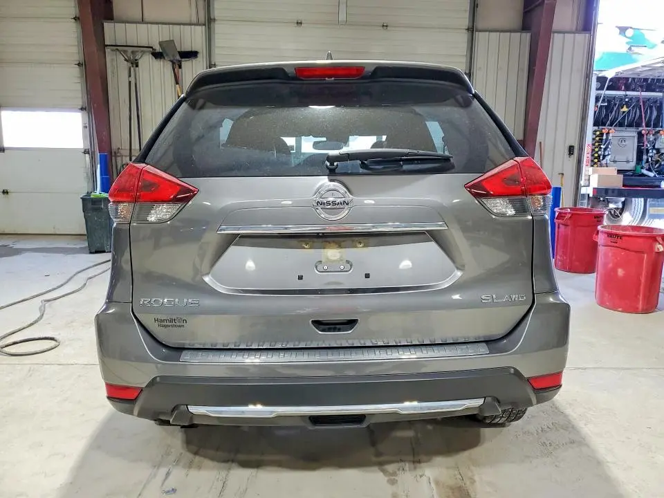 2018 NISSAN ROGUE SL  