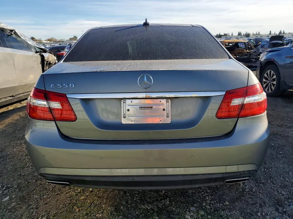 2011 MERCEDES-BENZ E 550  
