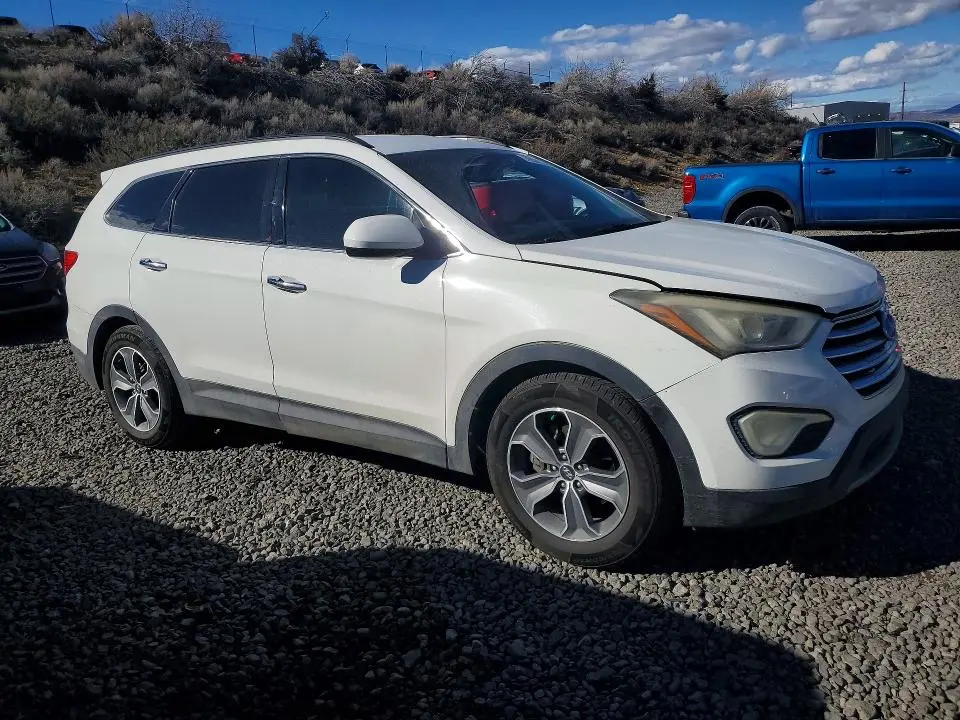 2016 HYUNDAI SANTA FE SE  