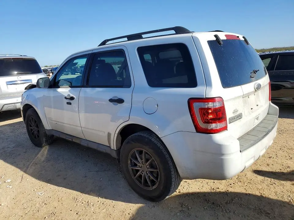 2012 FORD ESCAPE XLT  