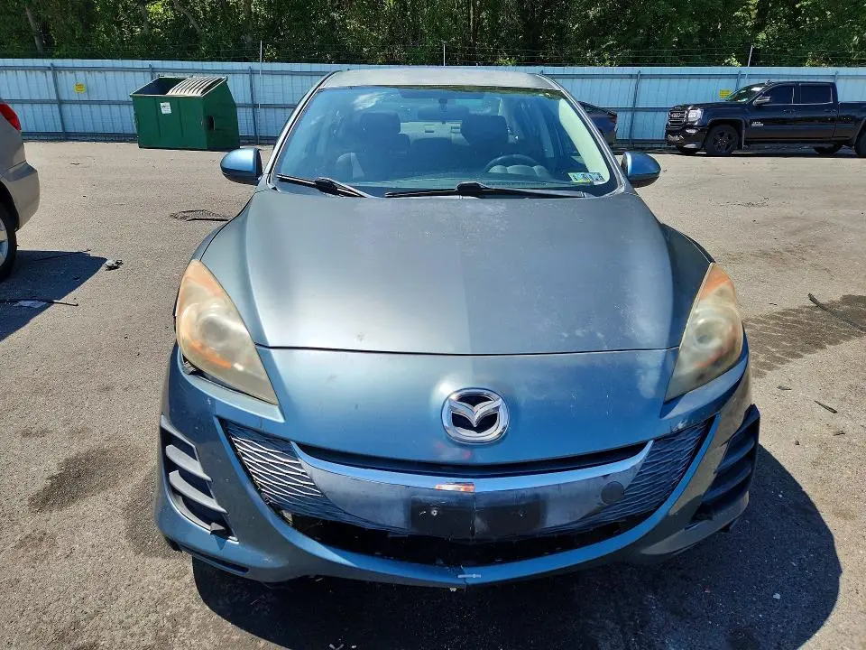 2010 MAZDA 3   