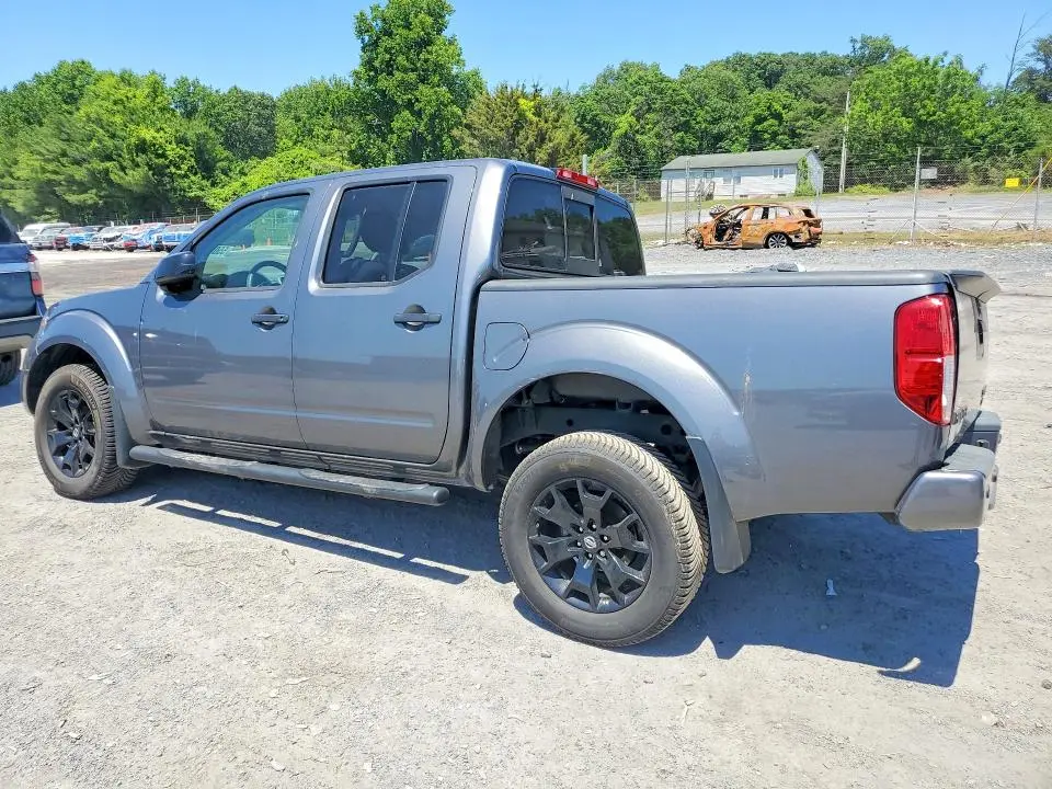 2021 NISSAN FRONTIER SV  