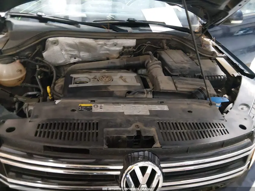 2015 VOLKSWAGEN TIGUAN S