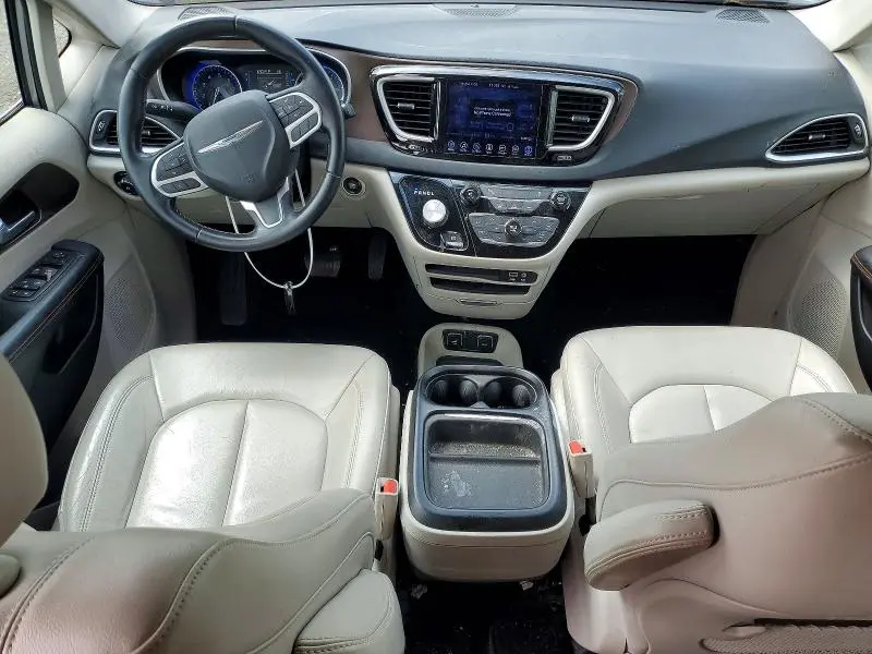 2017 CHRYSLER PACIFICA TOURING L  
