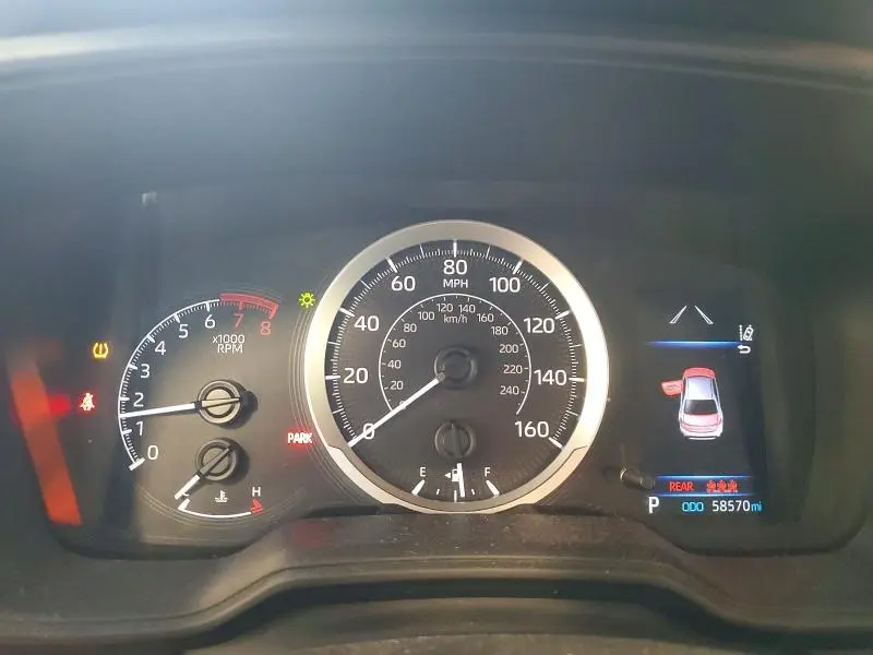 2021 TOYOTA COROLLA LE  