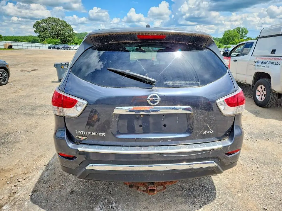 2014 NISSAN PATHFINDER S  