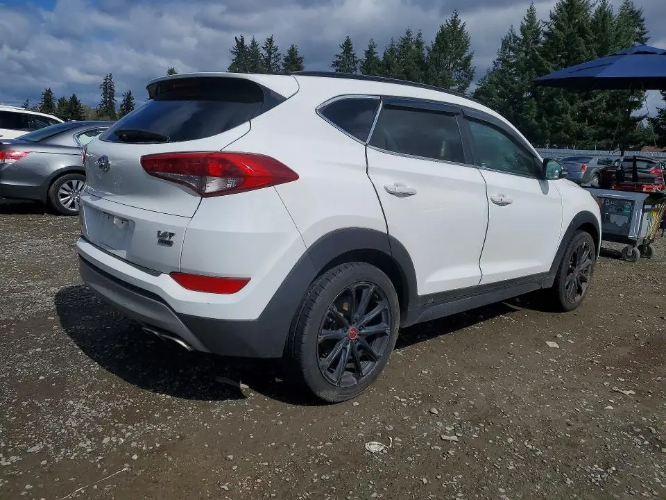 2017 HYUNDAI TUCSON NIGHT  