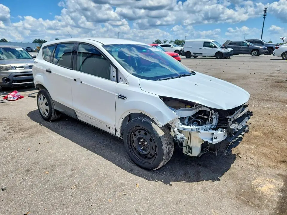 2014 FORD ESCAPE S  