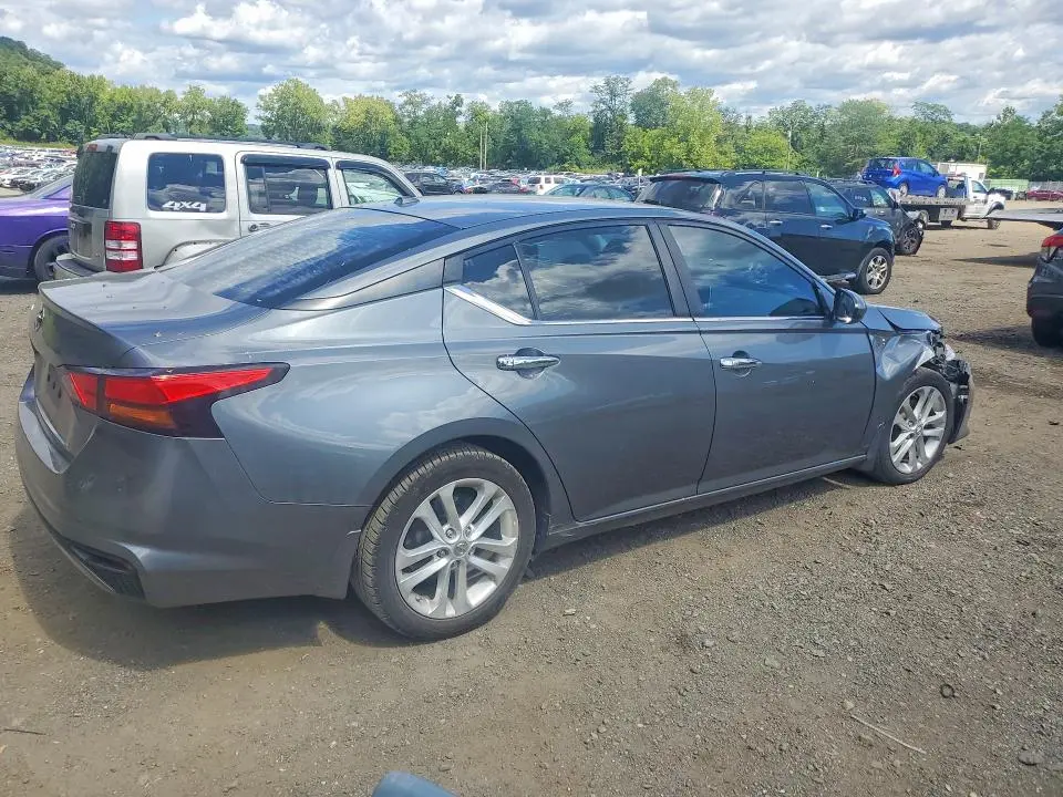 2019 NISSAN ALTIMA S  