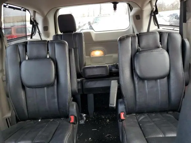 2013 CHRYSLER TOWN & COUNTRY TOURING  