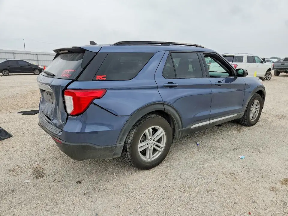 2021 FORD EXPLORER XLT  