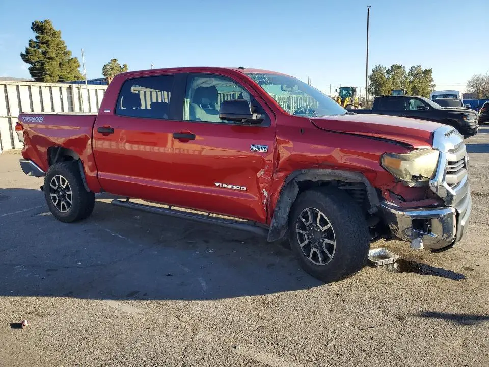 2015 TOYOTA TUNDRA SR5  