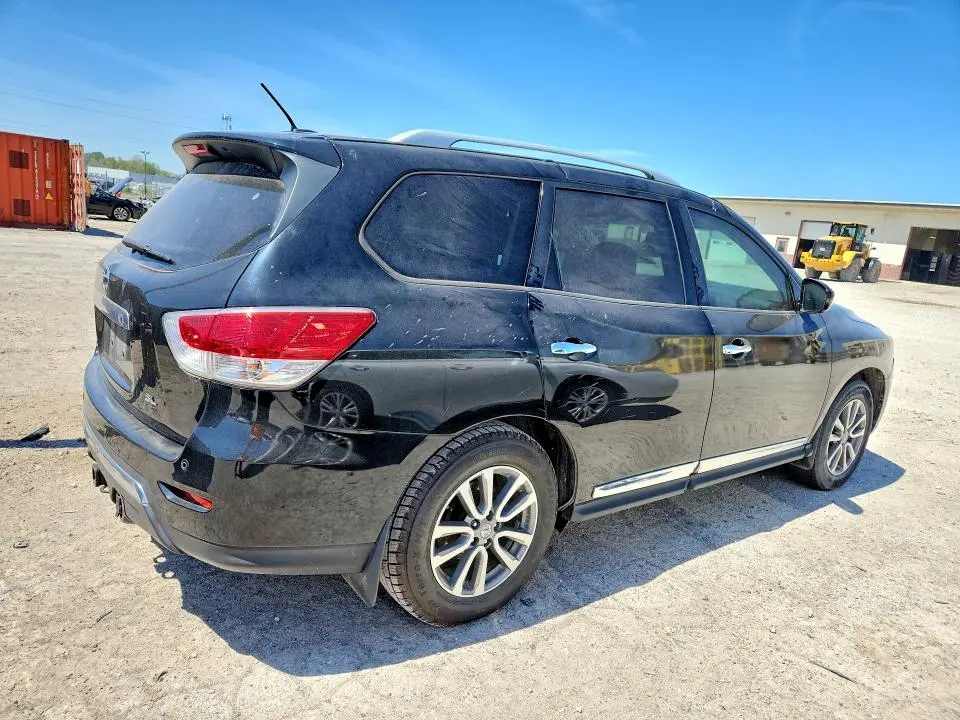 2014 NISSAN PATHFINDER SL  