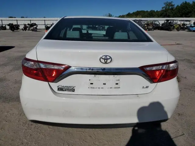 2015 TOYOTA CAMRY LE  