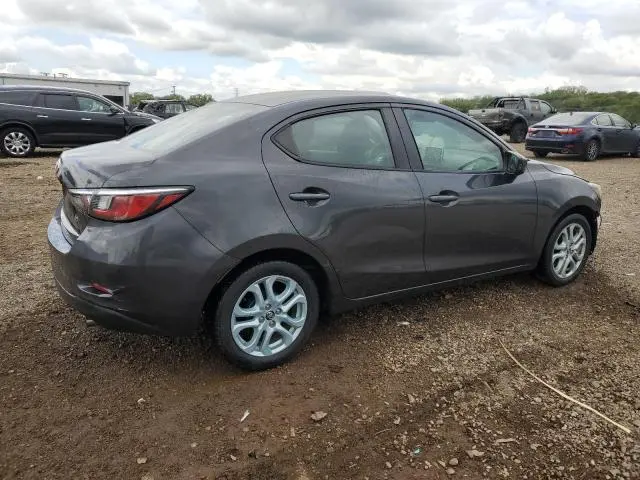 2017 TOYOTA YARIS IA   