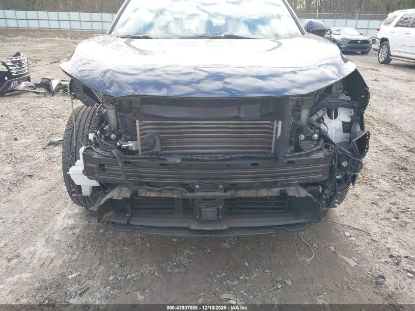 2024 NISSAN ROGUE SV FWD