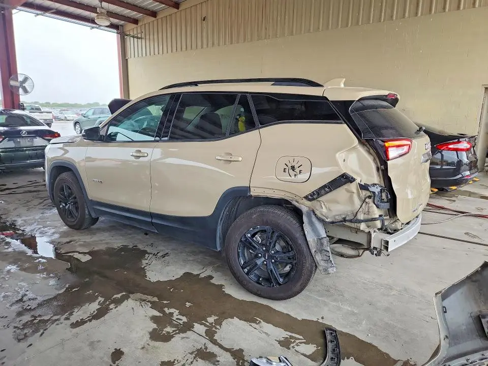 2022 GMC TERRAIN AT4  