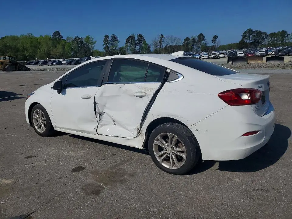 2019 CHEVROLET CRUZE LT  