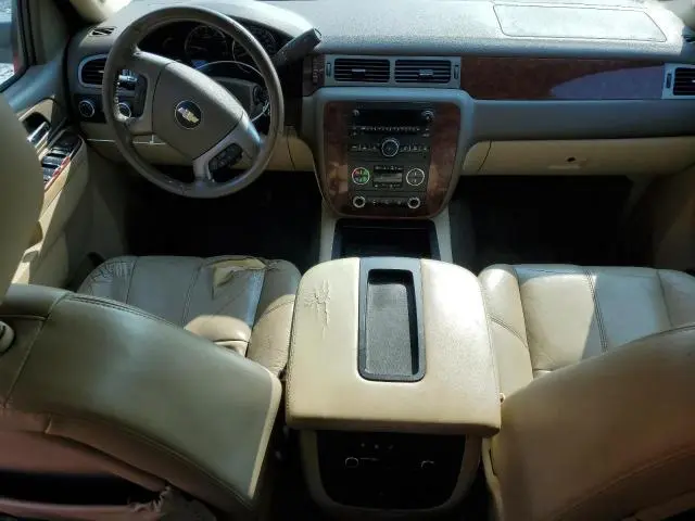 2011 CHEVROLET TAHOE K1500 LT  