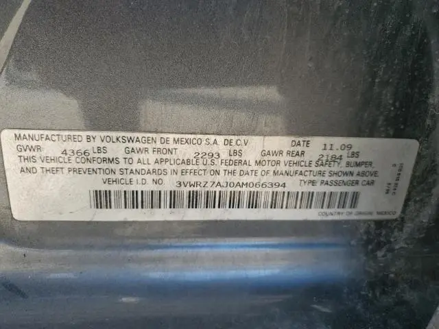 2010 VOLKSWAGEN JETTA SE  