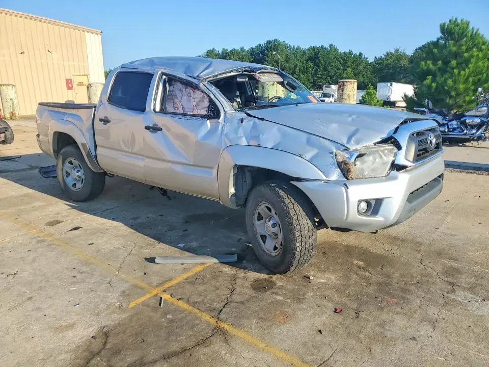 2013 TOYOTA TACOMA V6  