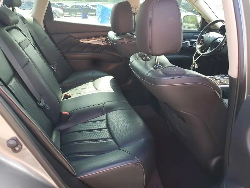 2013 INFINITI M37 BASE  