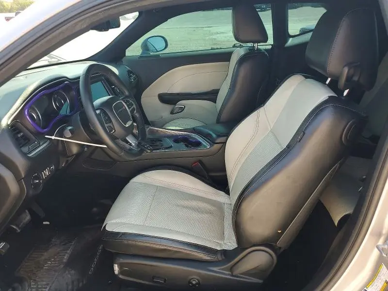 2015 DODGE CHALLENGER SXT PLUS  