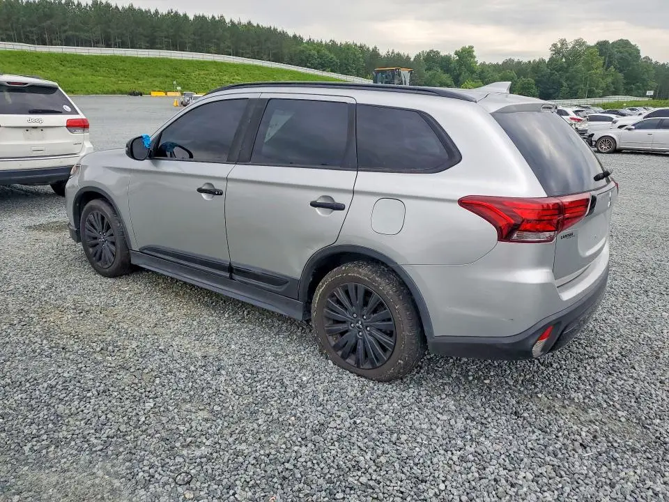 2020 MITSUBISHI OUTLANDER SE  