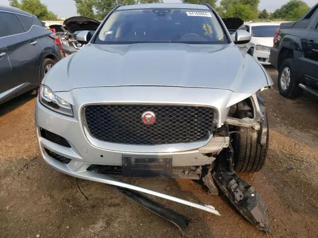 2017 JAGUAR F-PACE PRESTIGE