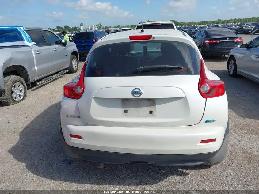2013 NISSAN JUKE S