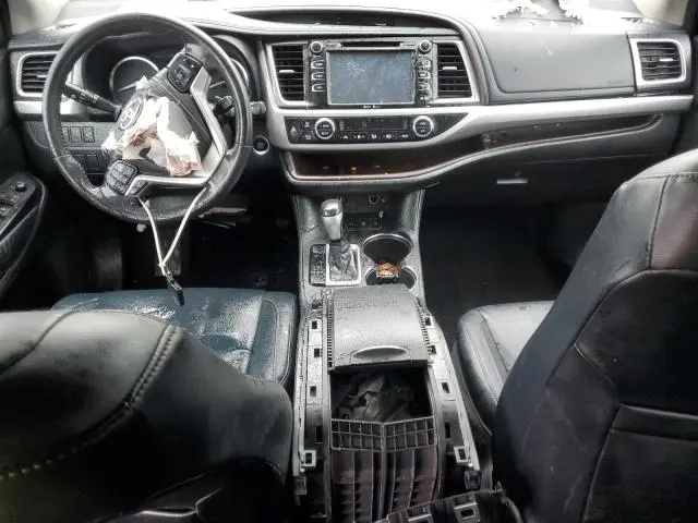 2014 TOYOTA HIGHLANDER XLE  