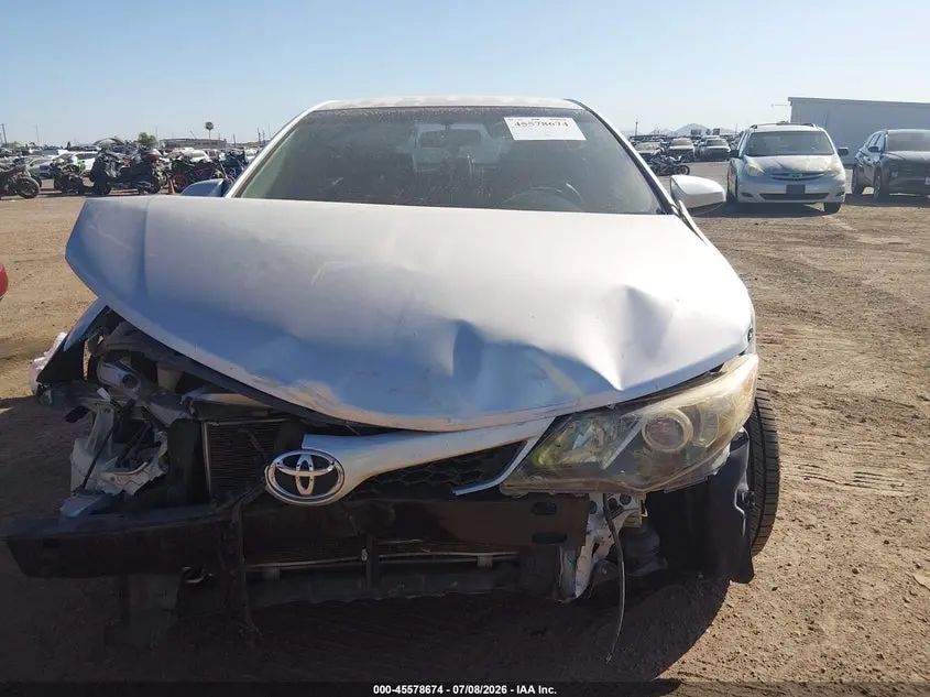 2012 TOYOTA CAMRY SE