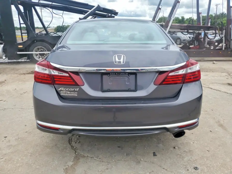 2017 HONDA ACCORD LX  