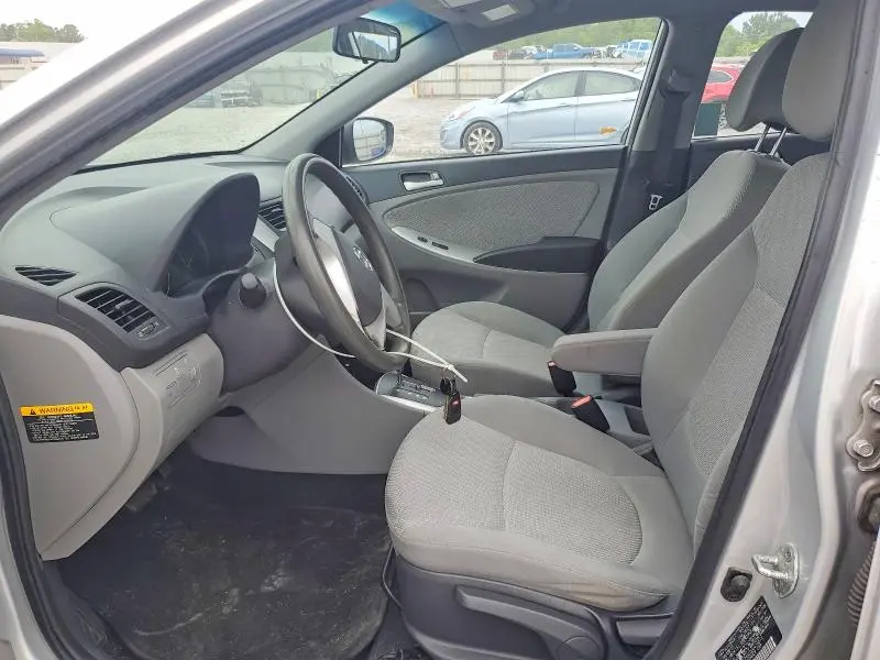 2013 HYUNDAI ACCENT GLS  