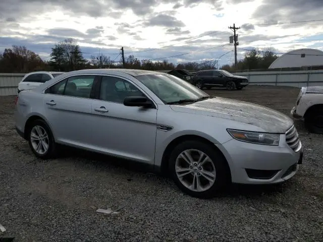 2015 FORD TAURUS SE  