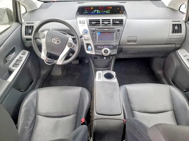 2012 TOYOTA PRIUS V   