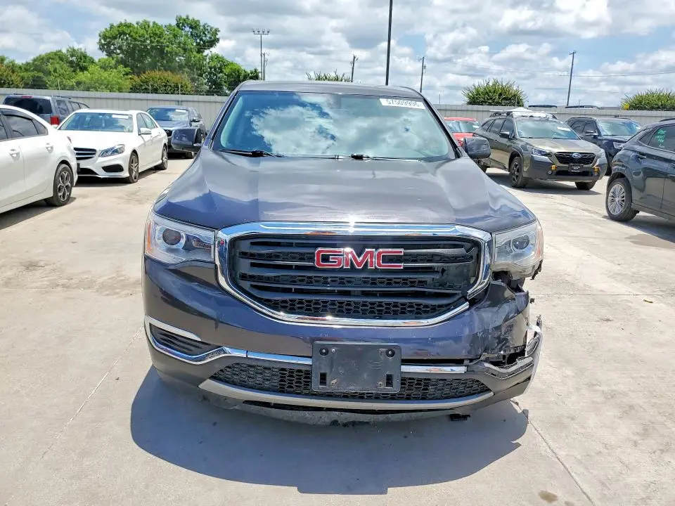 2017 GMC ACADIA SLE  