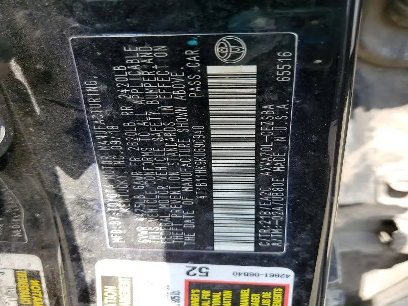 2019 TOYOTA CAMRY SE  