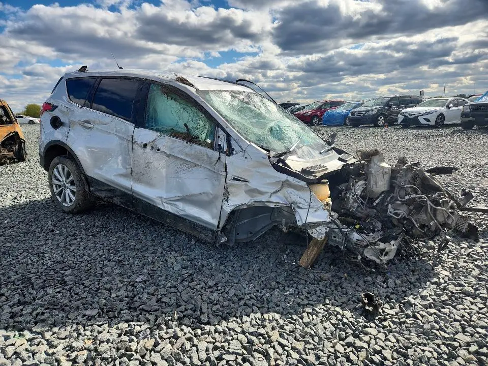 2018 FORD ESCAPE TITANIUM  
