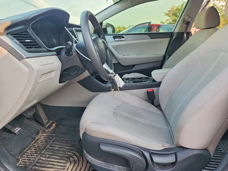 2018 HYUNDAI SONATA SE  