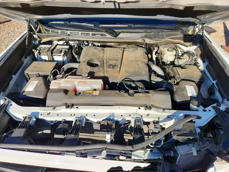 2022 TOYOTA TUNDRA CREWMAX SR  