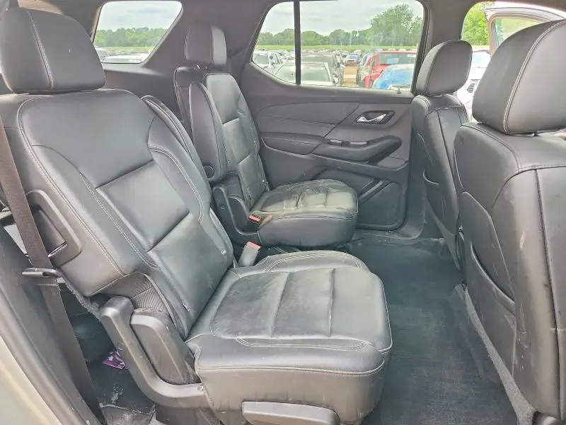 2022 CHEVROLET TRAVERSE LT  