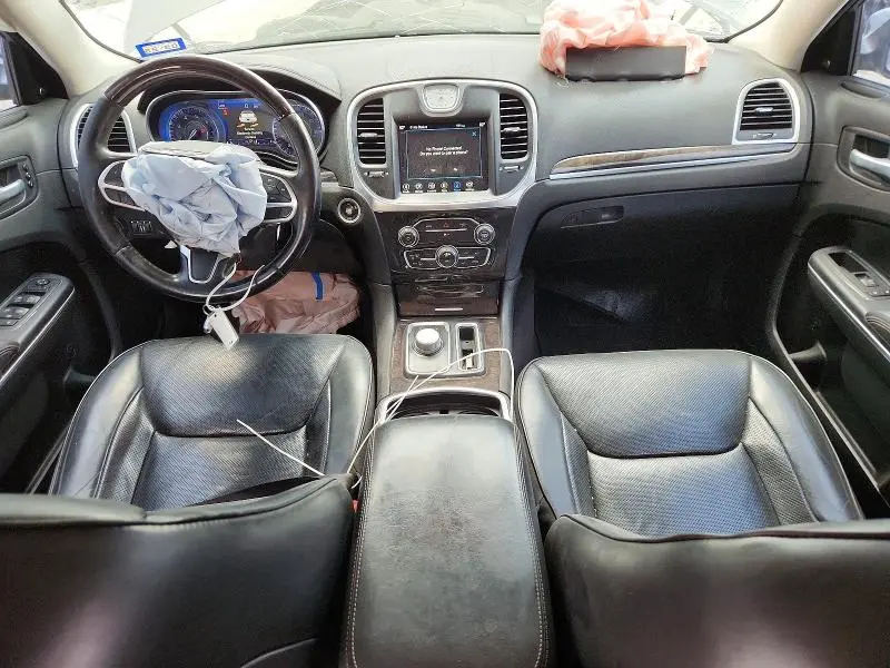 2018 CHRYSLER 300 LIMITED  