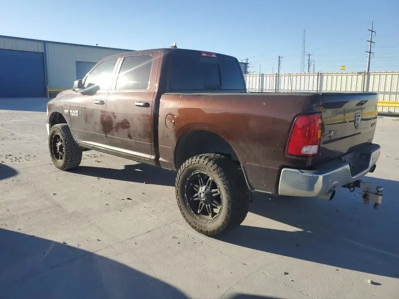 2015 RAM 1500 SLT